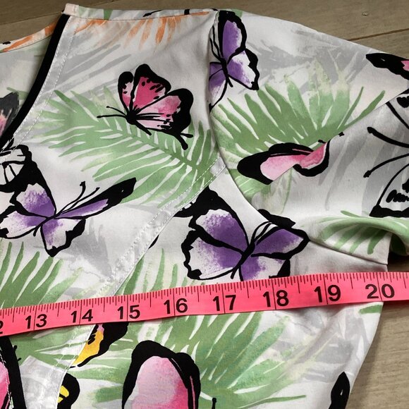 Cherokee Runway butterfly top - Picture 5 of 5